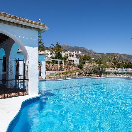 Capistrano Village, 1 Bedroom + Free Wi-Fi Nerja Exteriör bild