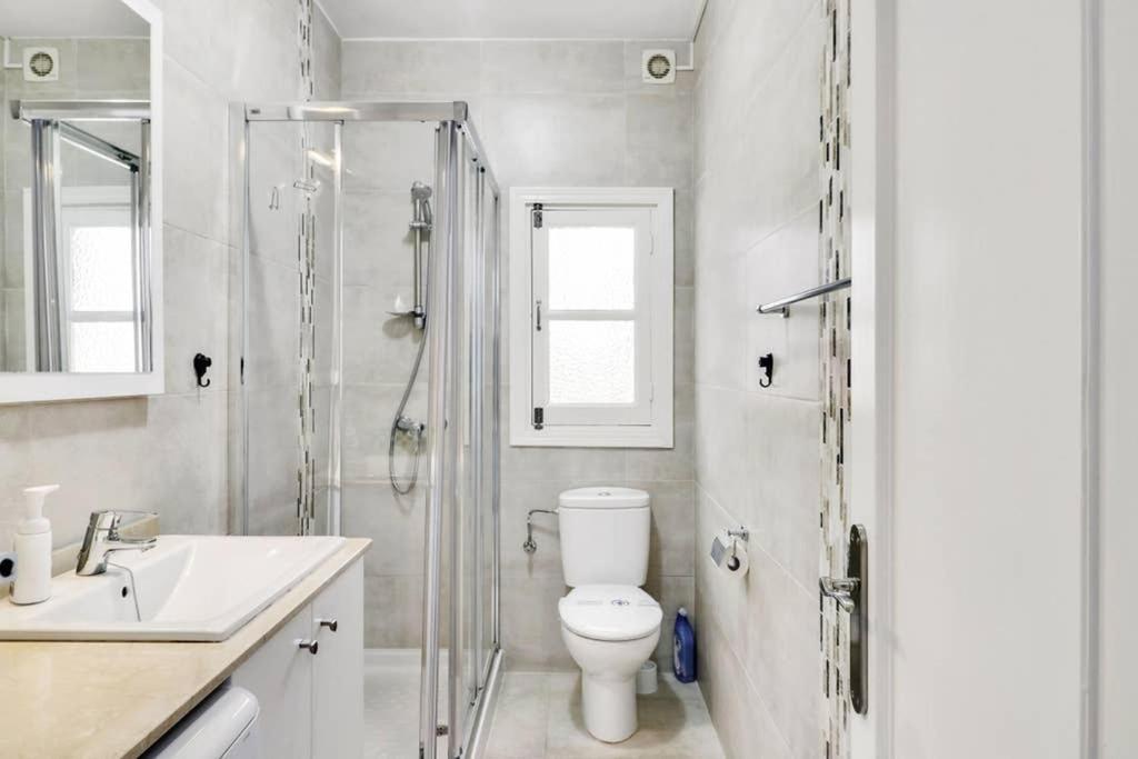 Capistrano Village, 1 Bedroom + Free Wi-Fi Nerja Exteriör bild