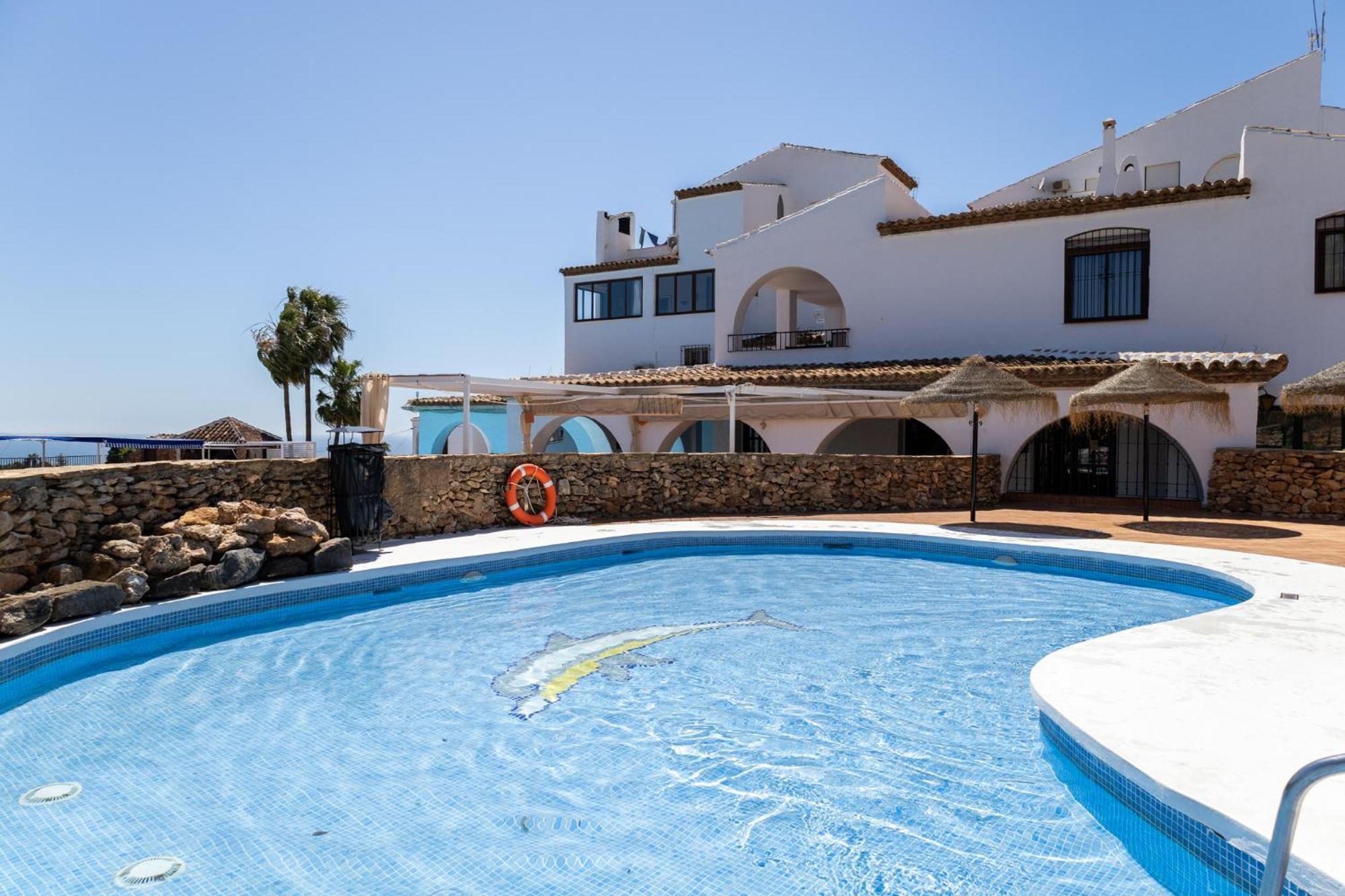 Capistrano Village, 1 Bedroom + Free Wi-Fi Nerja Exteriör bild